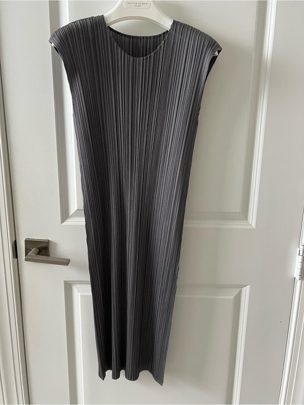 PLEATS PLEASE ISSEY MIYAKE
BASICS Midi Dress  Gray